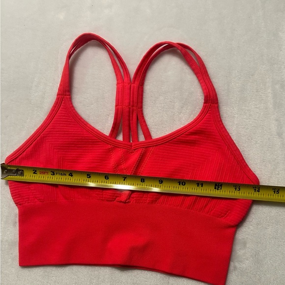 Yogalicious women’s medium sports bra. Orange. Excellent condition - Picture 3 of 6